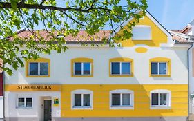 Pension & Weingut Storchenblick